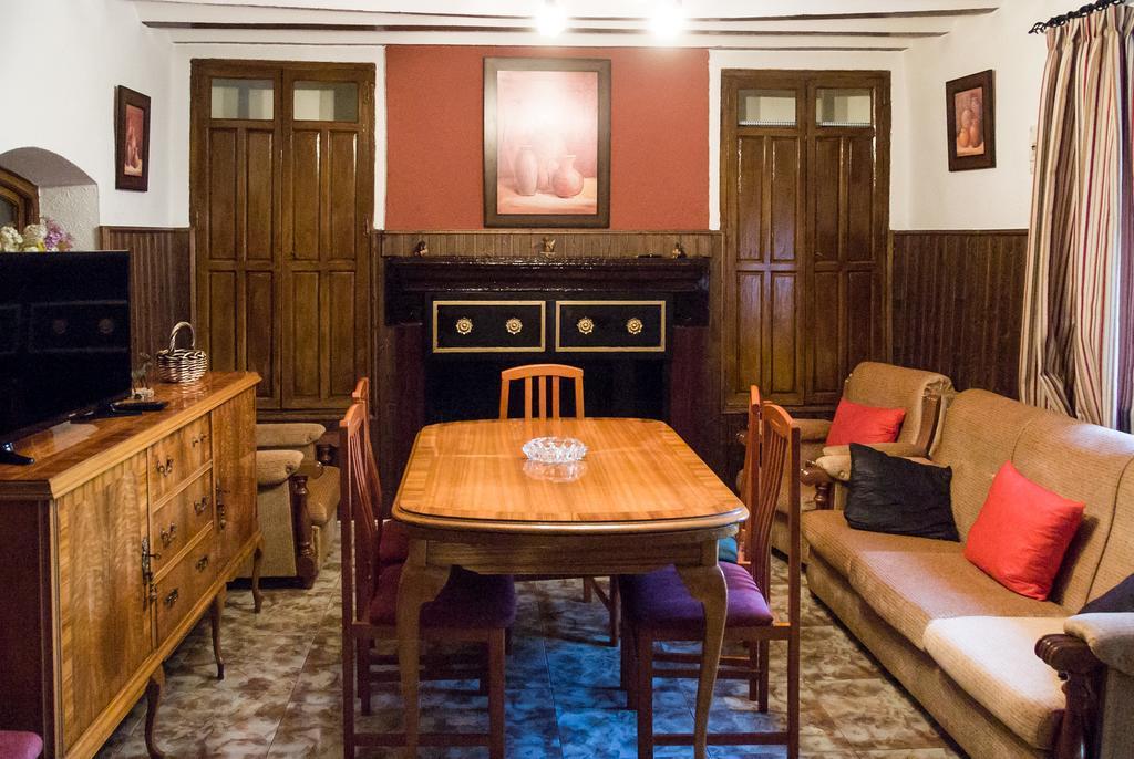 Гостевой дом Casa Felix Сегура-де-ла-Сьерра Экстерьер фото
